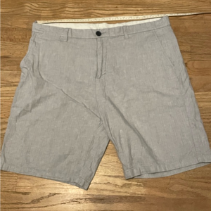 Old Navy Ultimate Slim‎ Flex Shorts Adult Size 38 Flat Front Gray Mens